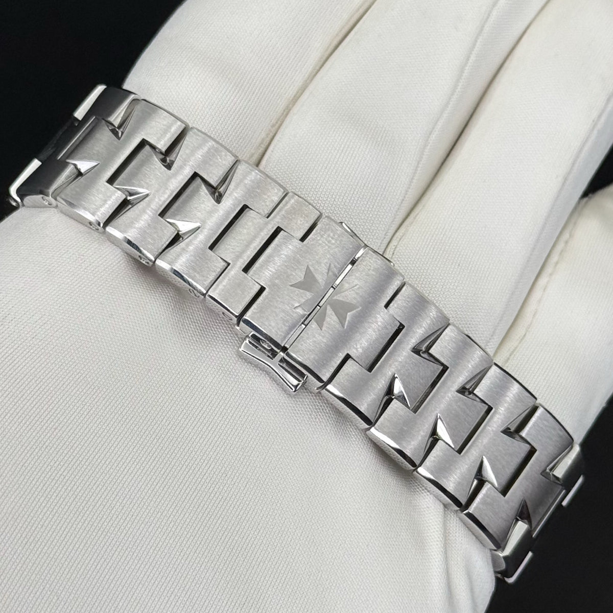 Vacheron Constantin Overseas Chronograph 49150/B01A-9097