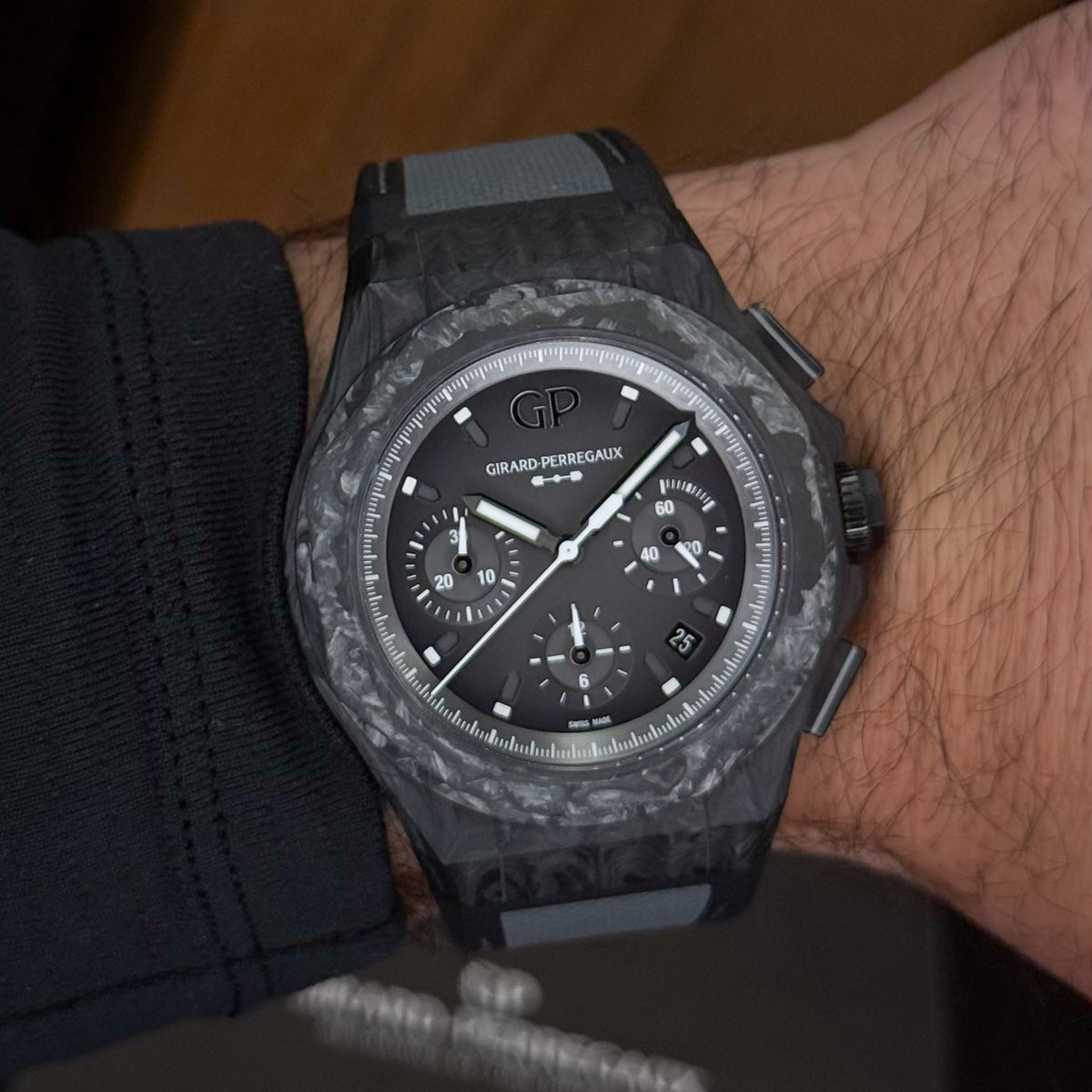 Girard Perregaux Laureato Absolute Rock Limited 81060-36-693-FH6A