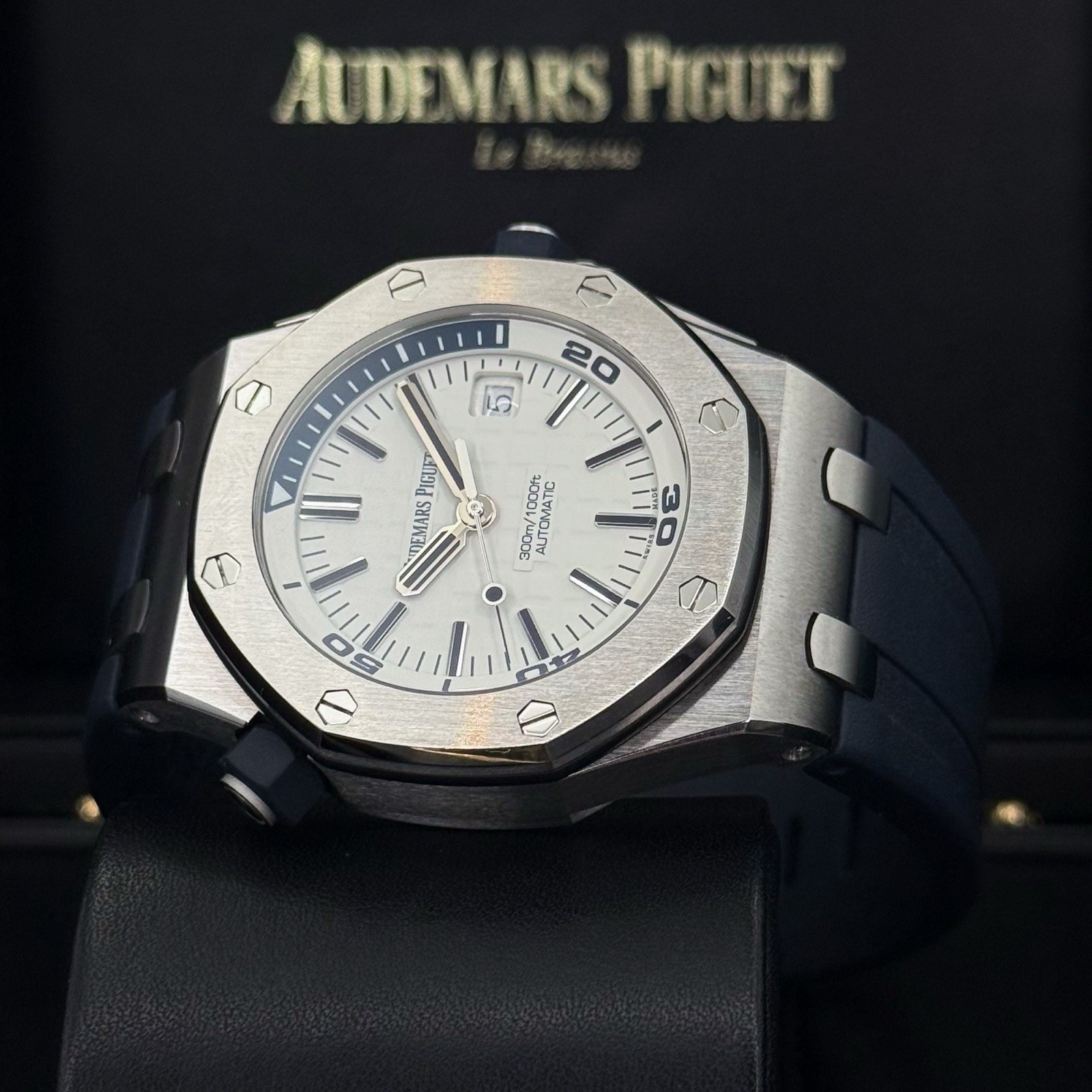 Audemars Piguet Royal Oak Offshore Admiral Men's Watch - 15710ST.OO.A010CA.01 - Image 13