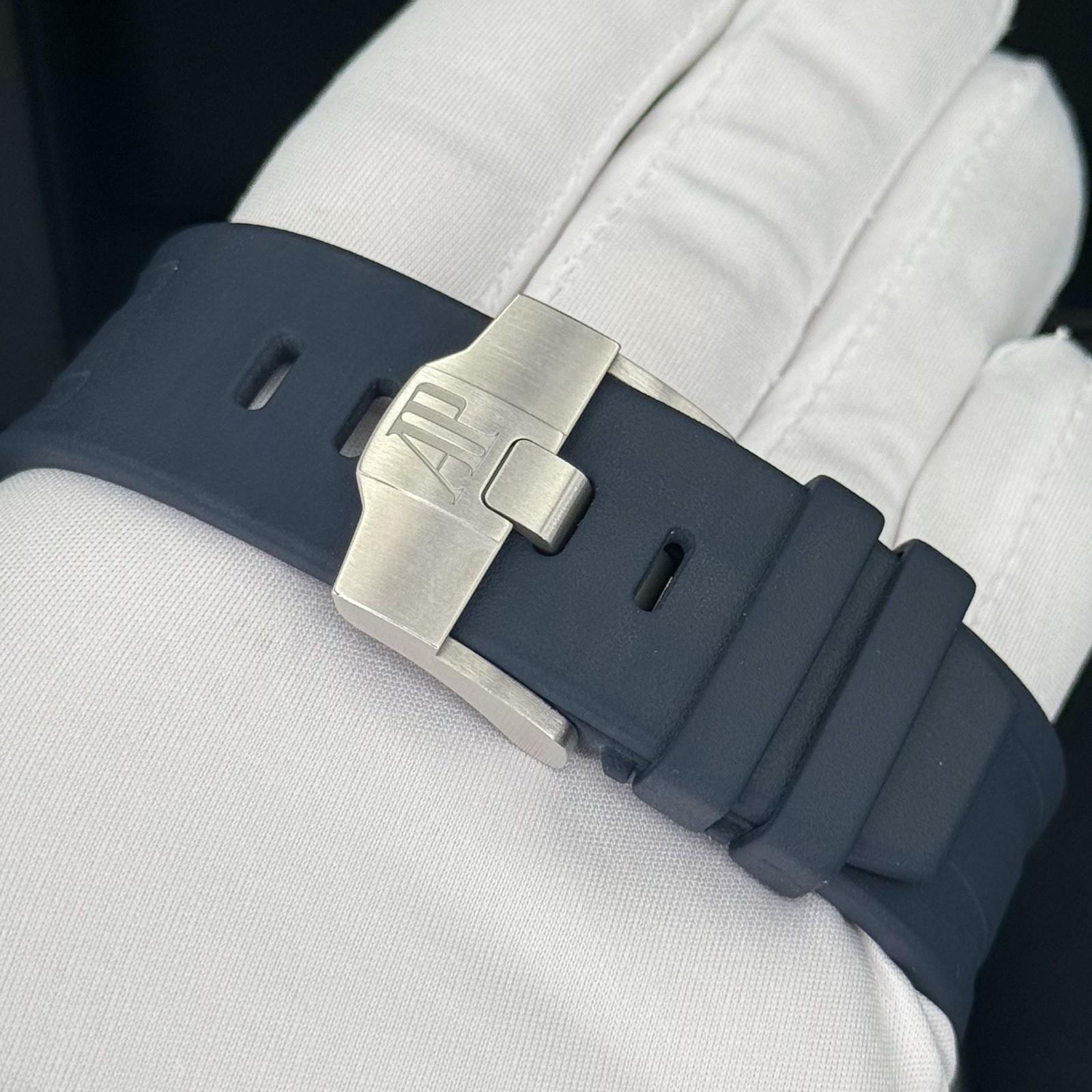 Audemars Piguet Royal Oak Offshore Admiral Men's Watch - 15710ST.OO.A010CA.01 - Image 14