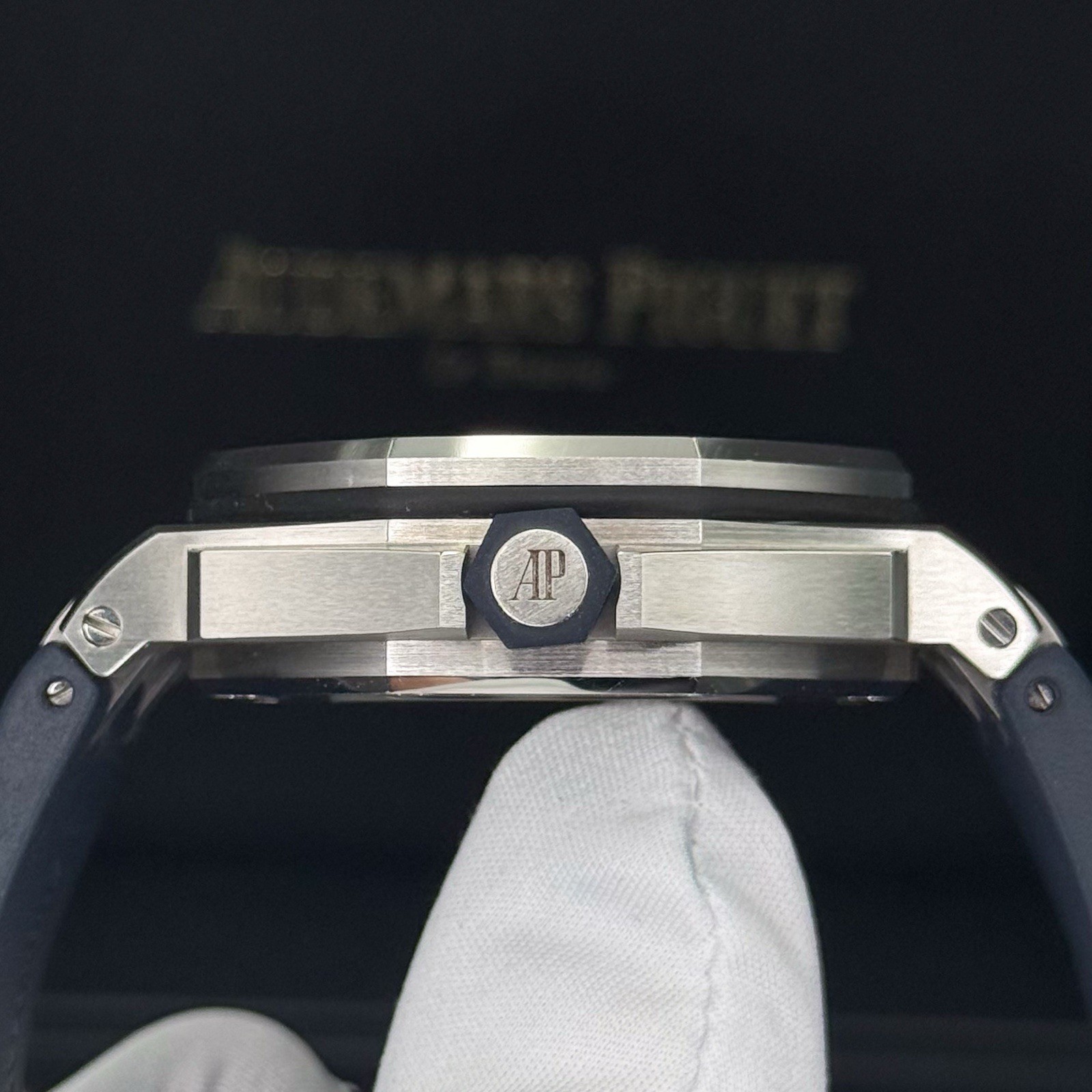 Audemars Piguet Royal Oak Offshore Admiral Men's Watch - 15710ST.OO.A010CA.01 - Image 15