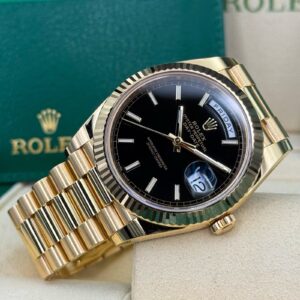 Rolex Day-Date 40mm Black Motif Dial 18k Gold President - 228238