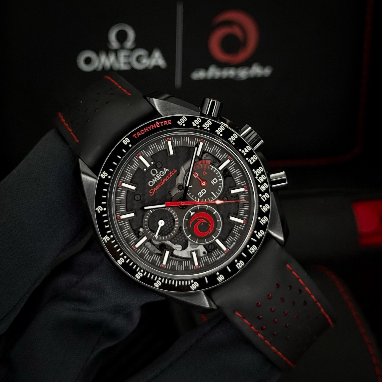 OMEGA Speedmaster Dark Side Of The Moon “Alinghi” Racing 311.92.44.30.01.002 - Image 10
