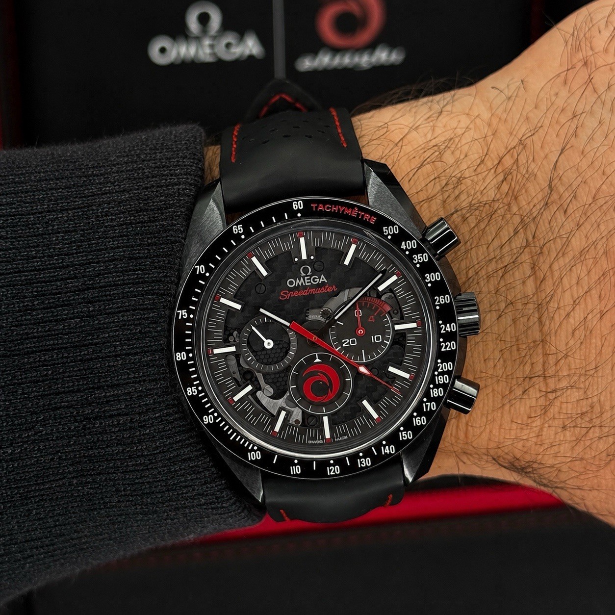 OMEGA Speedmaster Dark Side Of The Moon “Alinghi” Racing 311.92.44.30.01.002 - Image 11