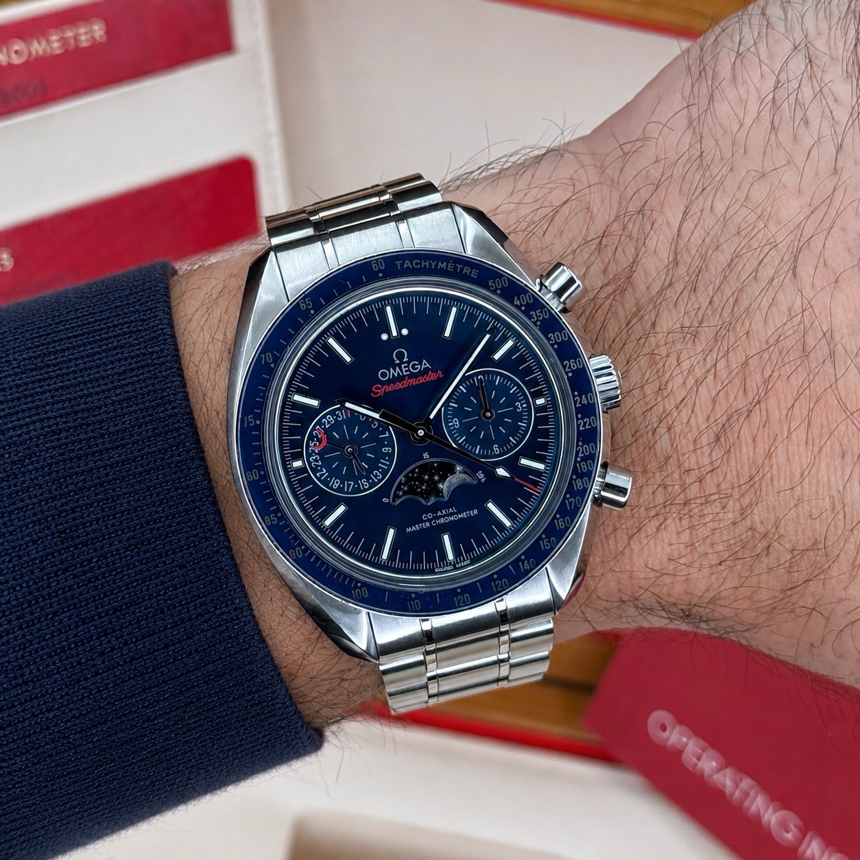 OMEGA Speedmaster Blue Dial Moonphase On Factory Bracelet 304.33.44.52.03.001 - Image 2
