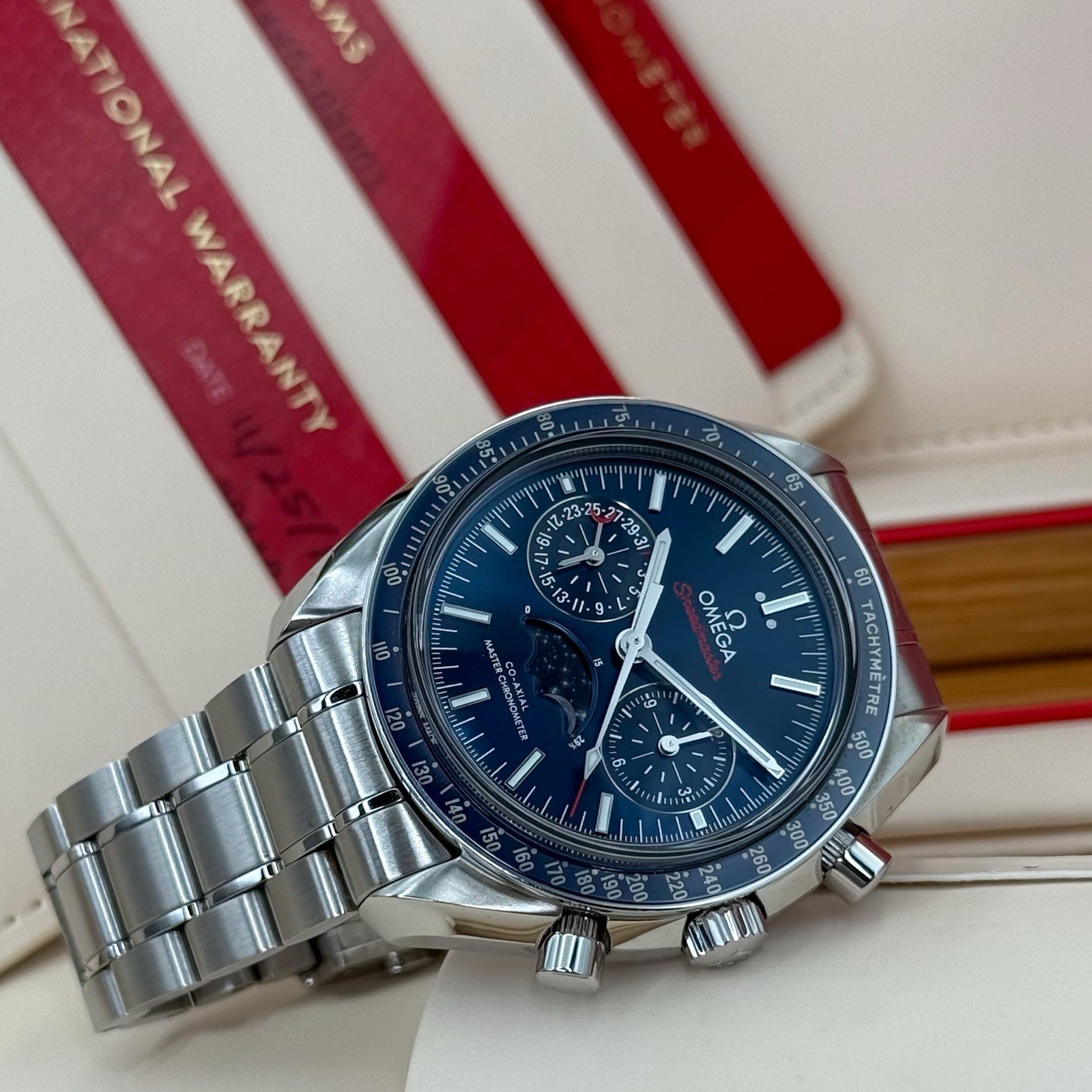 OMEGA Speedmaster Blue Dial Moonphase On Factory Bracelet 304.33.44.52.03.001 - Image 5