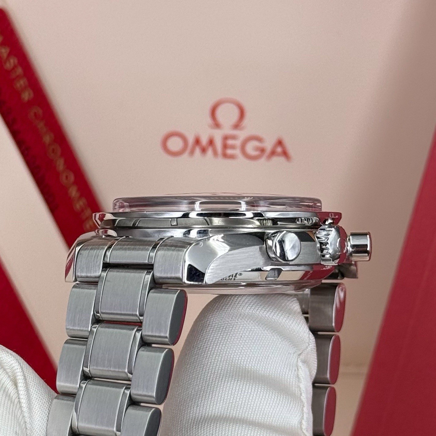 OMEGA Speedmaster Blue Dial Moonphase On Factory Bracelet 304.33.44.52.03.001 - Image 15