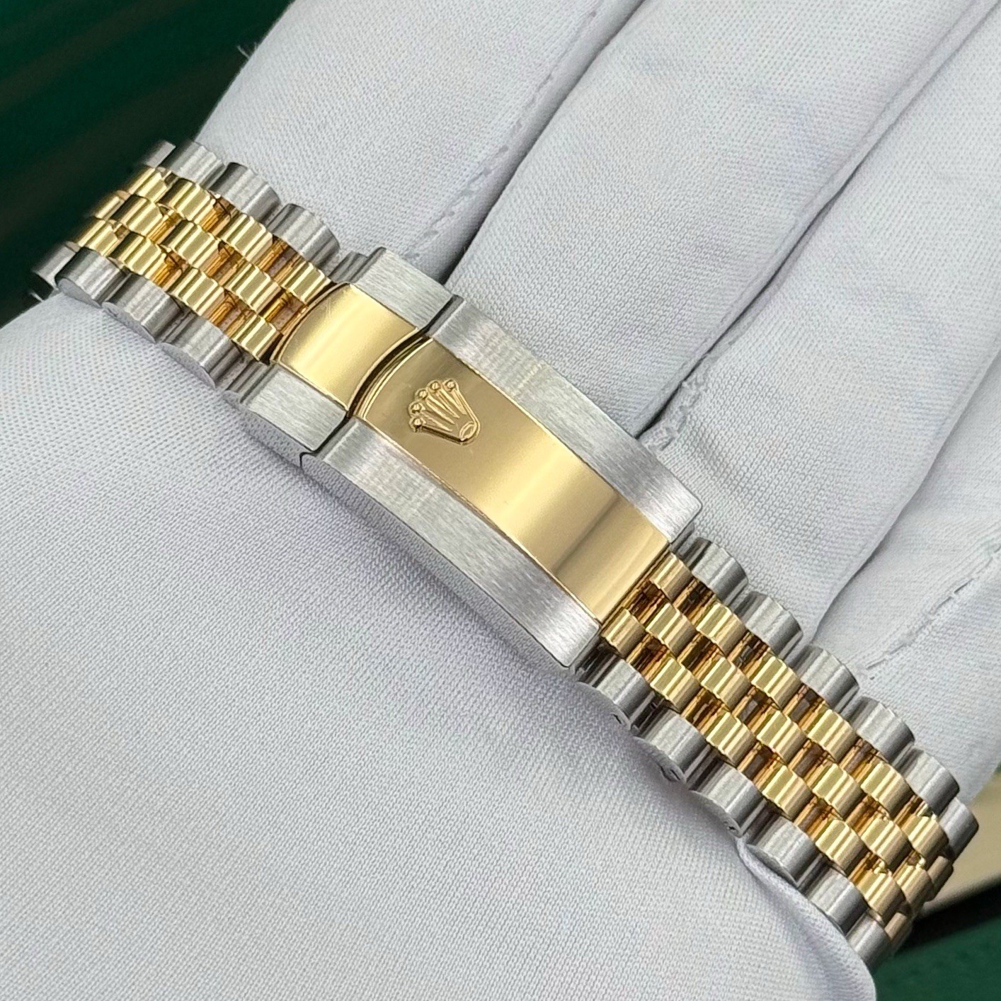 Rolex Palm Motif Dial Datejust 36 126233 Yellow Gold Rolesor Jubilee Flutted - Image 10