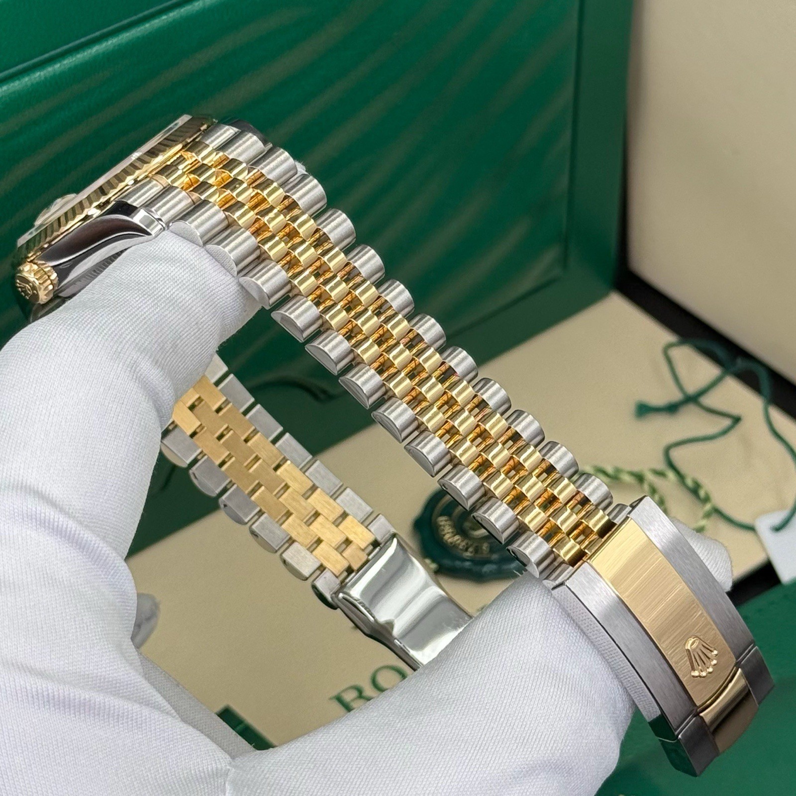 Rolex Palm Motif Dial Datejust 36 126233 Yellow Gold Rolesor Jubilee Flutted - Image 11
