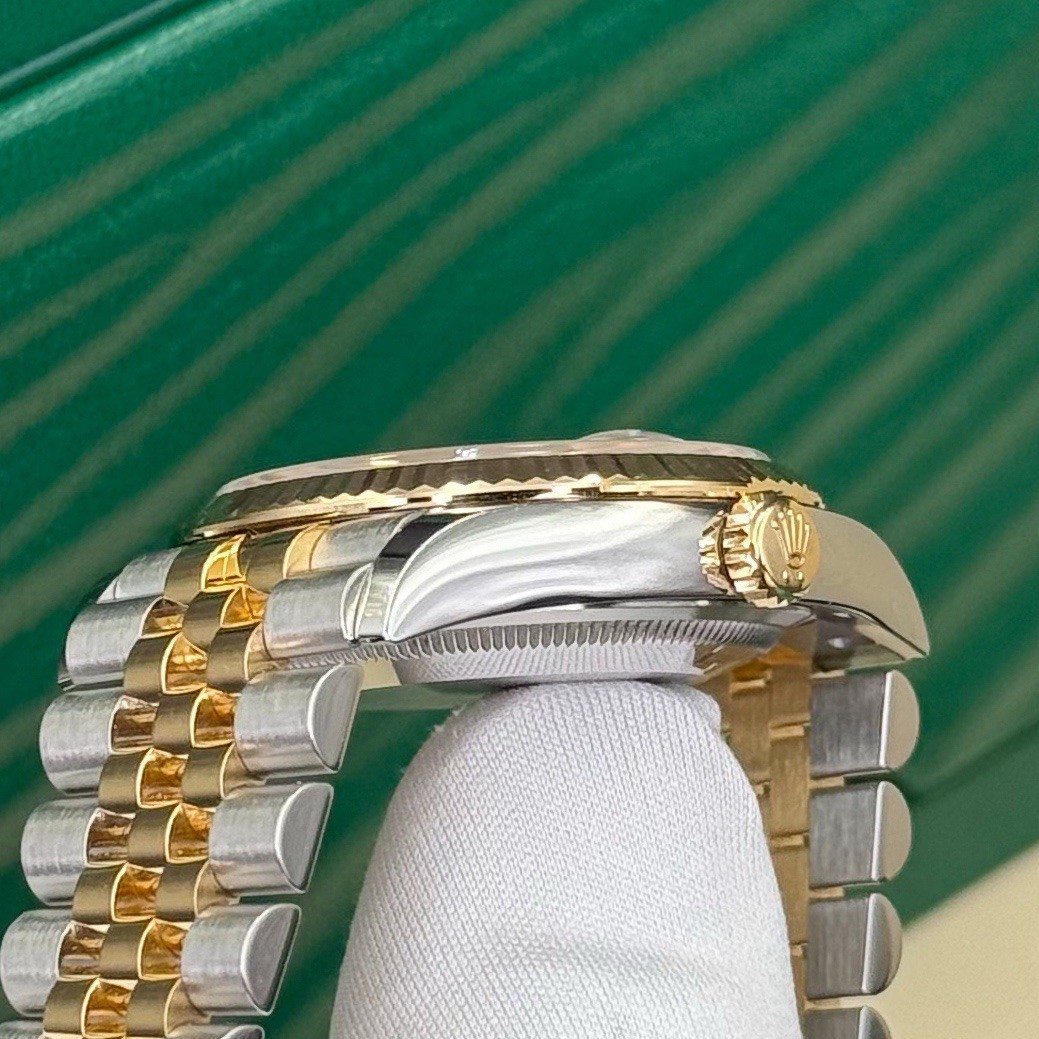 Rolex Palm Motif Dial Datejust 36 126233 Yellow Gold Rolesor Jubilee Flutted - Image 16