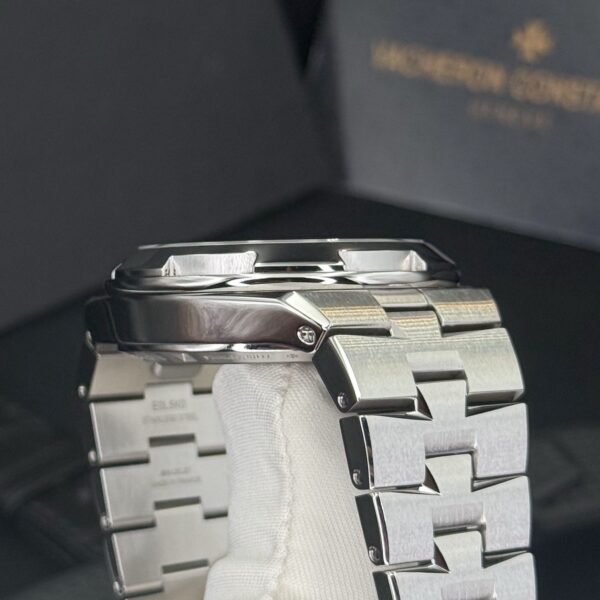 Vacheron Constantin Overseas Dual Time Silver Dial Watch - 7900V/110A-B333 - Image 22